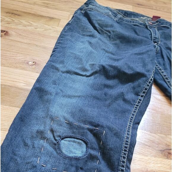 💙3 for $30💙 Arizona 19 Average Distressed Jeans Bootcut - Picture 3 of 12